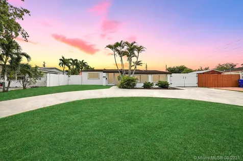 7180 Harding Street Hollywood FL 33024