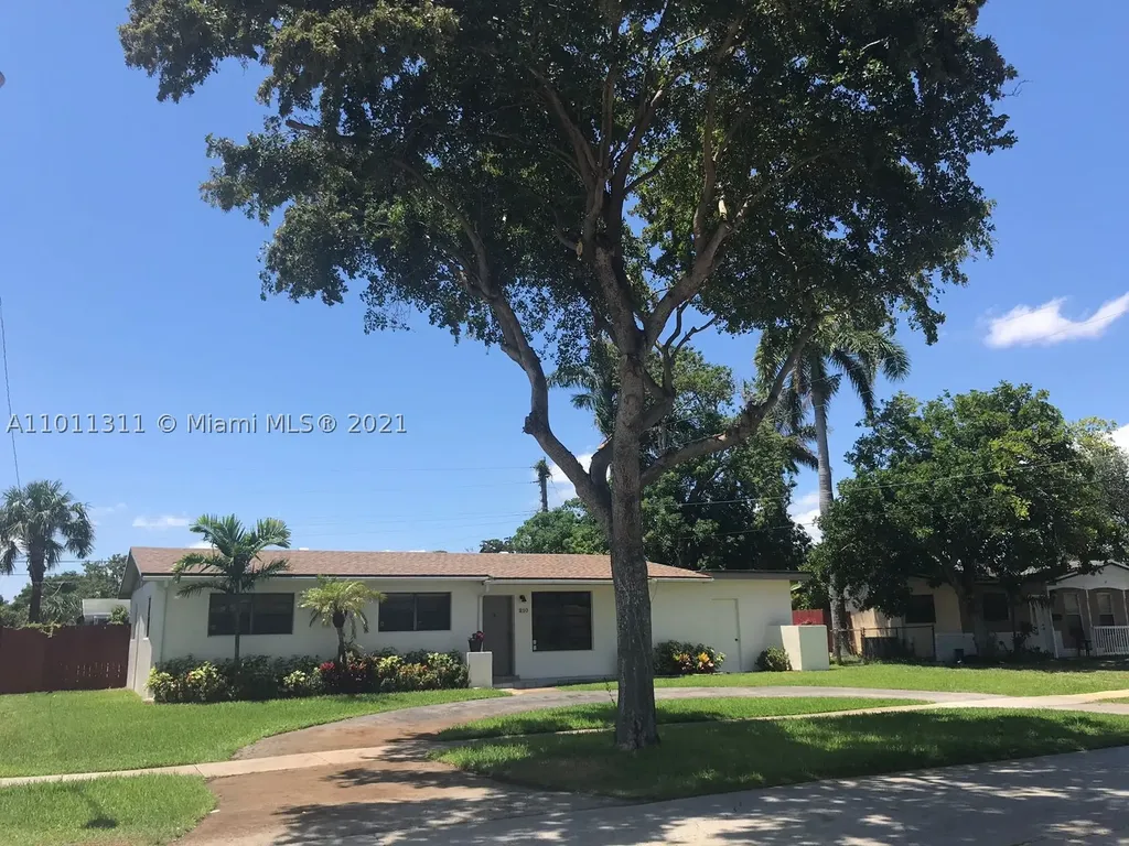 210 SW 64th Way Pembroke Pines FL 33023