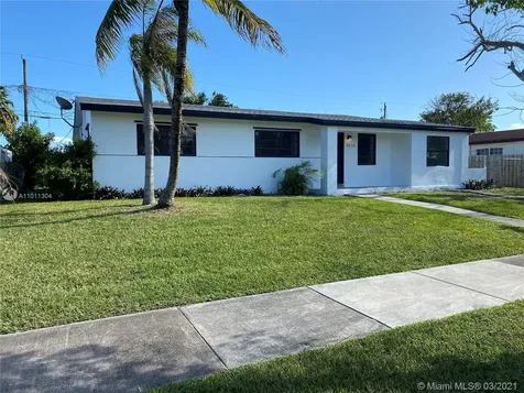 9870 Martinique Drive Cutler Bay FL 33189