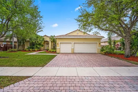 791 SW 189th Terrace Pembroke Pines FL 33029