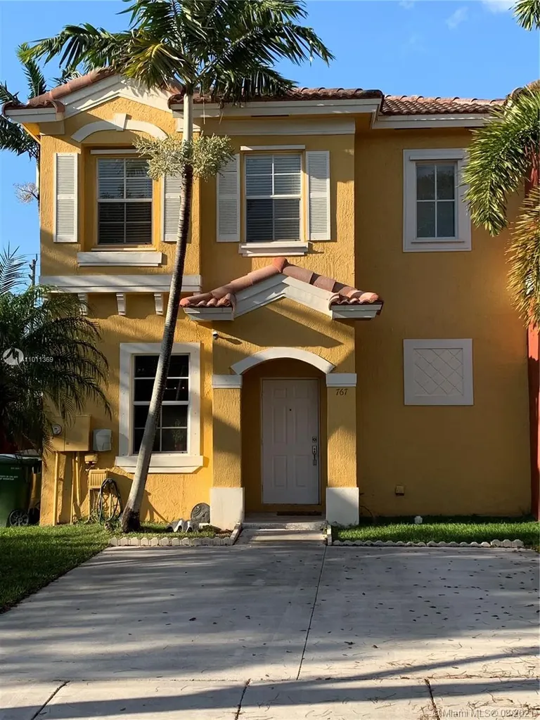 767 E Mowry Court Homestead FL 33030