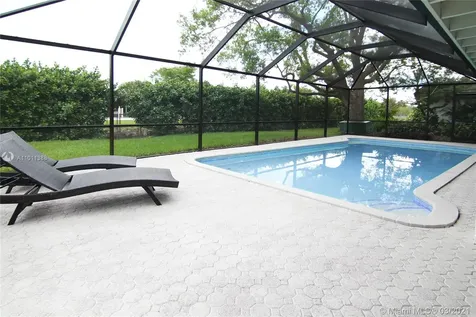 12175 SW 71st Court Pinecrest FL 33156