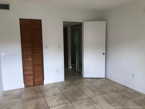 7715 SW 86th Street Miami FL 33143