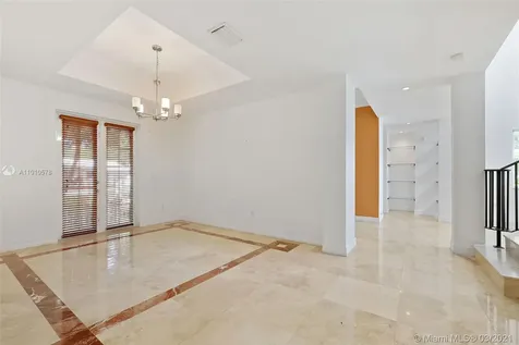 7621 SW 61st Avenue South Miami FL 33143