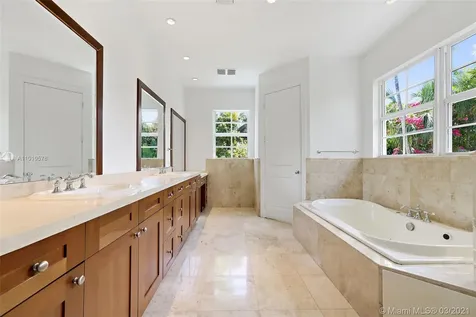 7621 SW 61st Avenue South Miami FL 33143