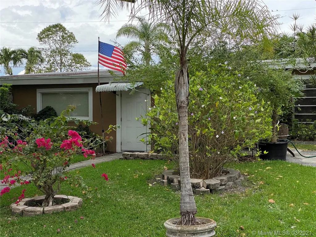 9311 Marine Drive Cutler Bay FL 33189