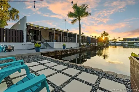 16430 Briar Patch Place Miami Lakes FL 33014