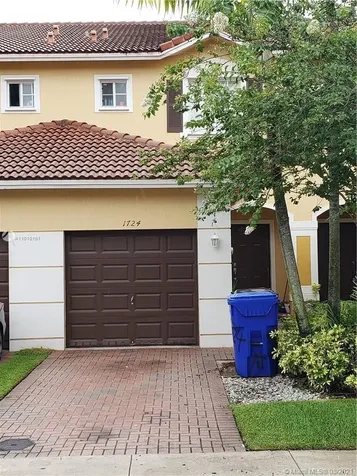 1724 SW 81st Way North Lauderdale FL 33068