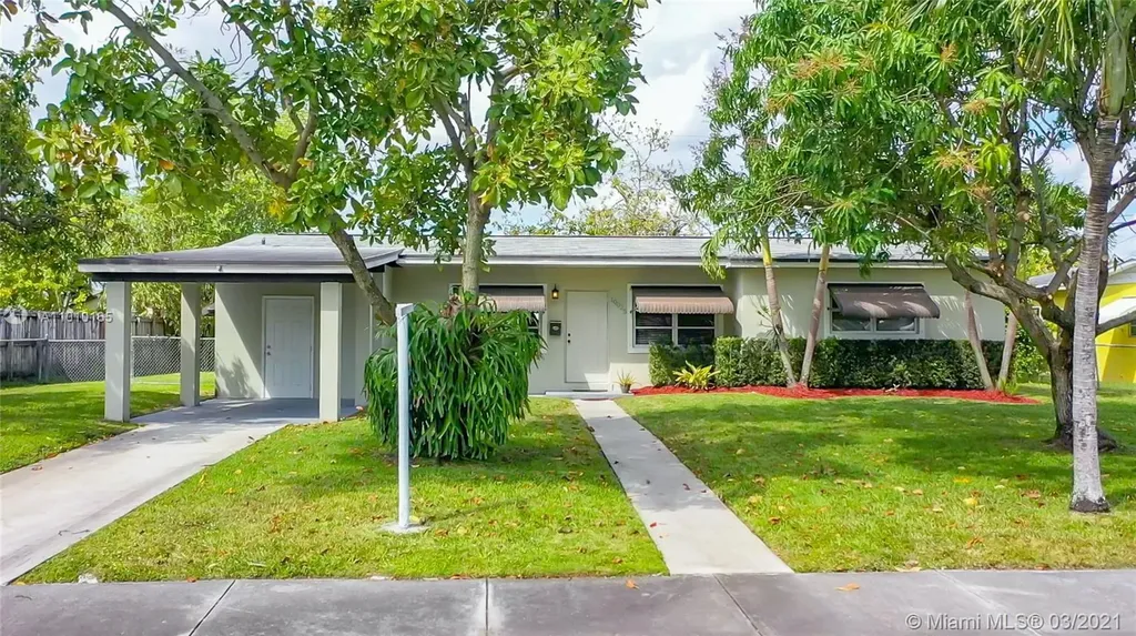 10025 Nicaragua Drive Cutler Bay FL 33189