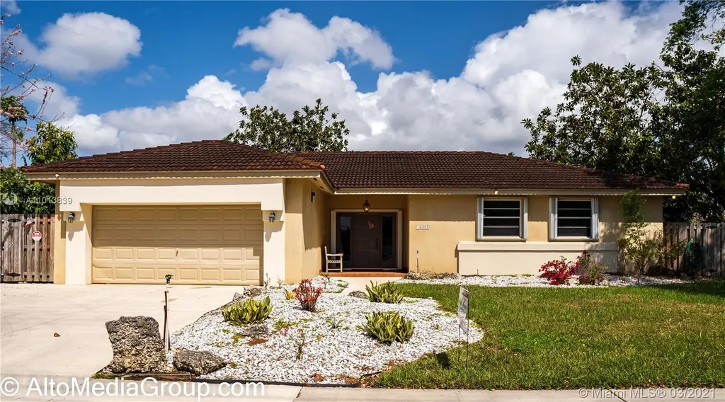 15997 SW 288th Street Homestead FL 33033