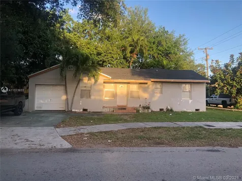 8235 NE 2nd Court Miami FL 33138