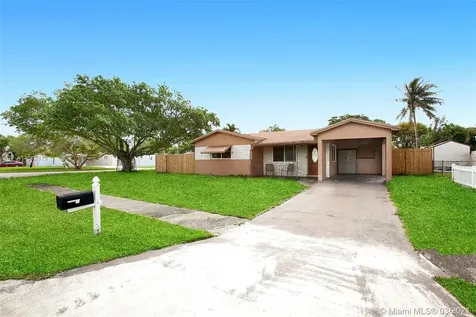 6400 Flagler Street Hollywood FL 33023
