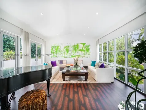 7125 E Lago Drive Coral Gables FL 33143