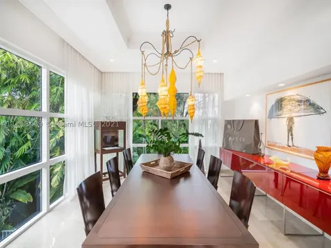 7125 E Lago Drive Coral Gables FL 33143