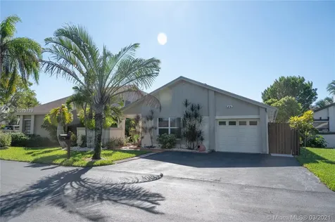 14826 SW 45th Lane Miami FL 33185