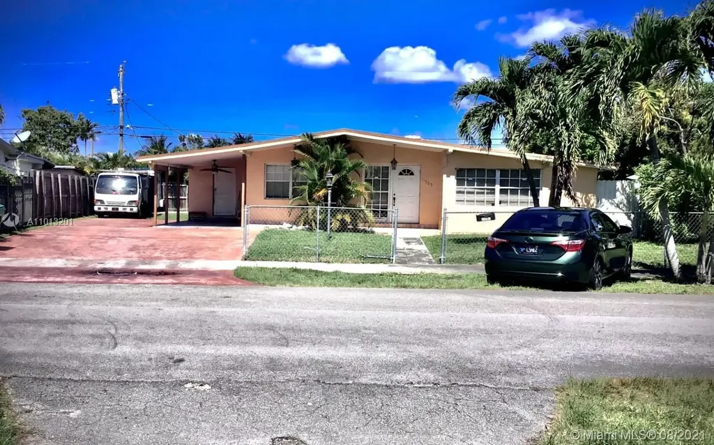 11365 SW 44th Street Miami FL 33165