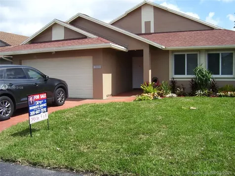 19139 NW 77th Place Hialeah FL 33015