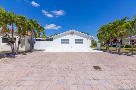4229 SW 138th Court Miami FL 33175