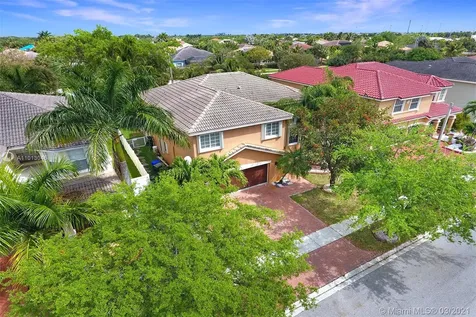 1423 SW 161st Avenue Pembroke Pines FL 33027