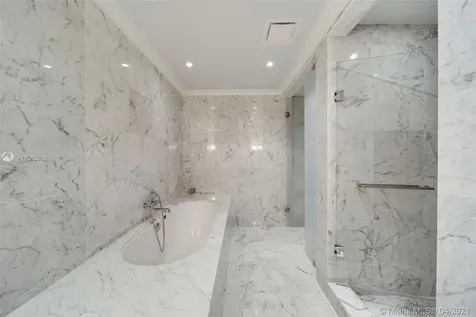 Sunny Isles Beach FL 33160