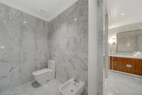 Sunny Isles Beach FL 33160