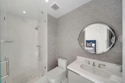 Sunny Isles Beach FL 33160