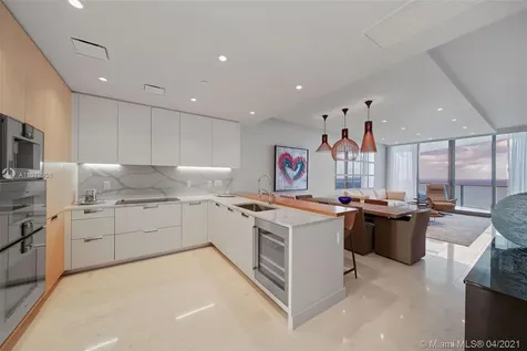 Sunny Isles Beach FL 33160