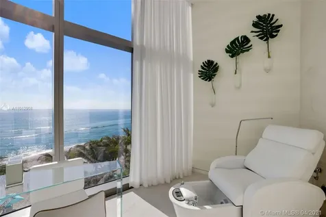 Sunny Isles Beach FL 33160