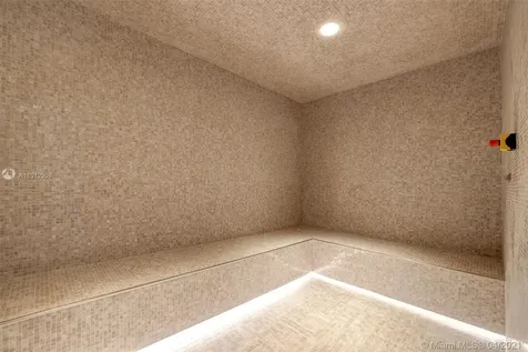 Sunny Isles Beach FL 33160