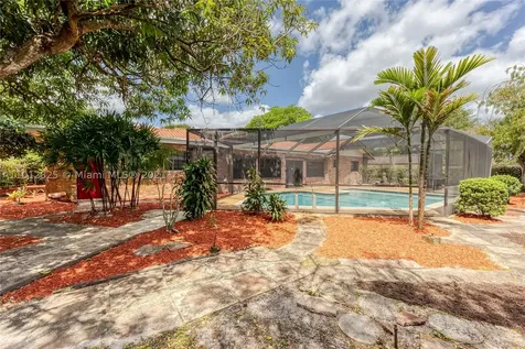 1130 SW 70th Terrace Plantation FL 33317