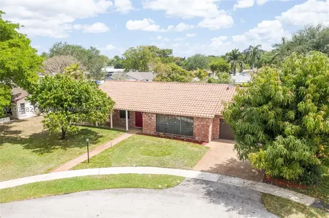 1130 SW 70th Terrace Plantation FL 33317