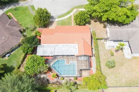 1130 SW 70th Terrace Plantation FL 33317