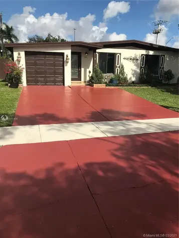 8251 NW 185th Terrace Hialeah FL 33015