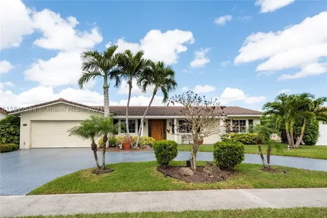 7111 SW 18th Street Plantation FL 33317