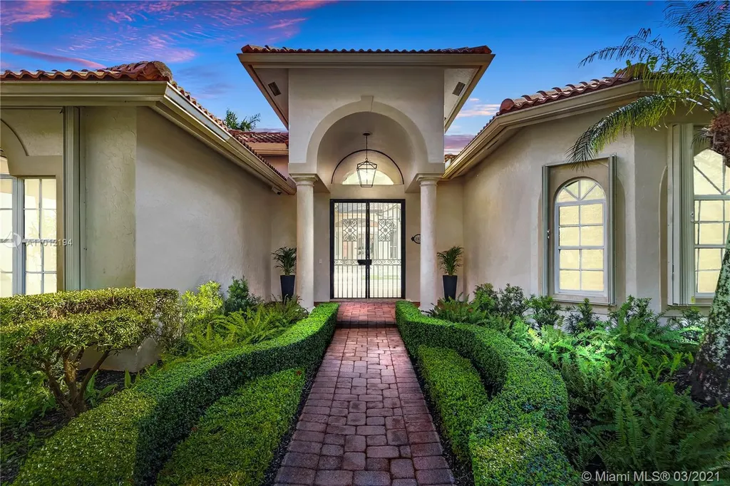 2452 Provence Court Weston FL 33327