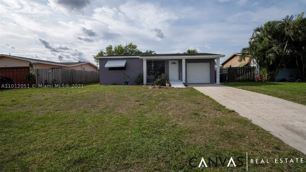 3570 Brooklyn Lane Lake Worth FL 33461