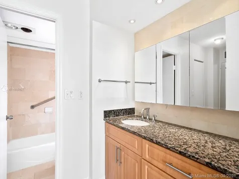 7135 Collins Avenue Miami Beach FL 33141