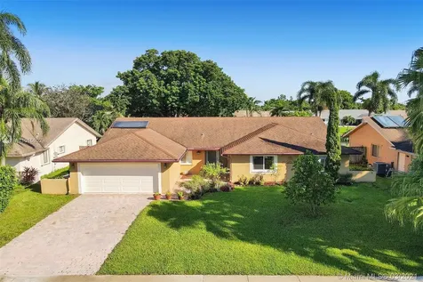 8441 SW 28th Street Davie FL 33328