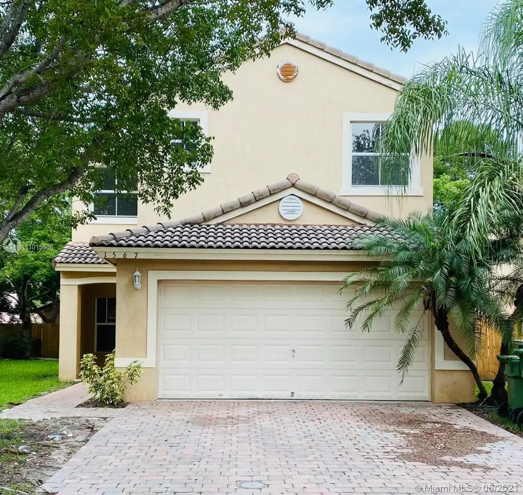 1567 SE 20th Terrace Homestead FL 33035