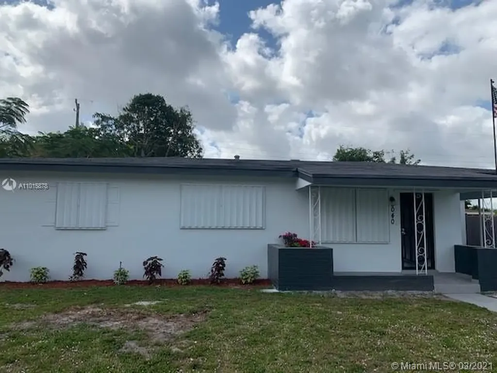 3040 NW 171st Terrace Miami Gardens FL 33056