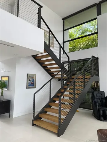 16417 NE 31st Avenue North Miami Beach FL 33160