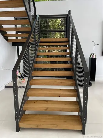 16417 NE 31st Avenue North Miami Beach FL 33160