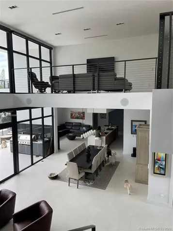 16417 NE 31st Avenue North Miami Beach FL 33160