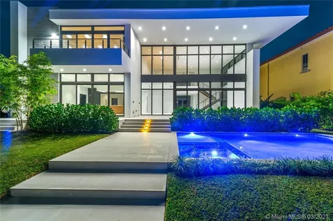 16417 NE 31st Avenue North Miami Beach FL 33160
