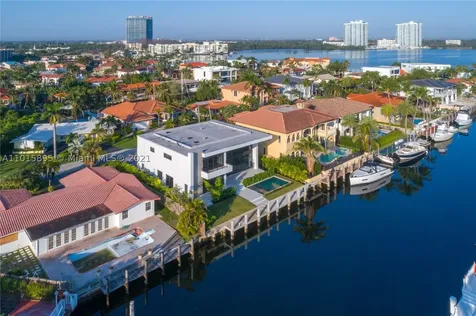 16417 NE 31st Avenue North Miami Beach FL 33160