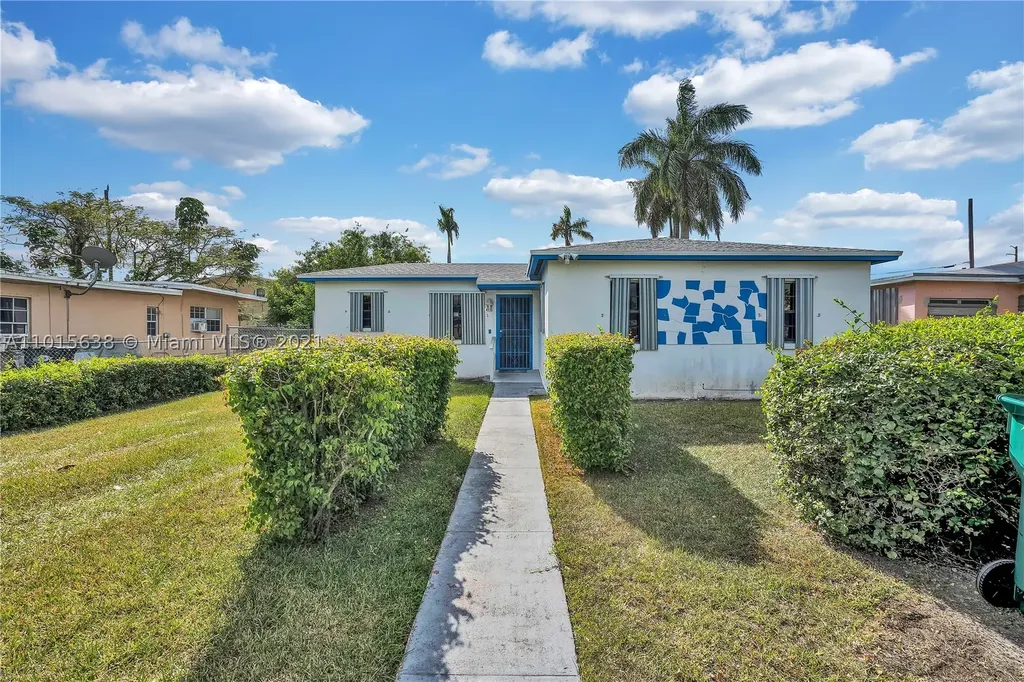 1470 NW 1st Avenue Florida City FL 33034