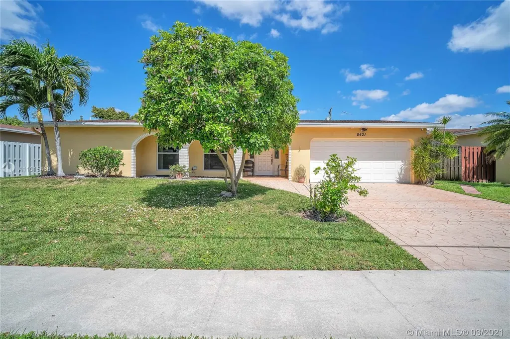 8421 Sunset Strip Sunrise FL 33322