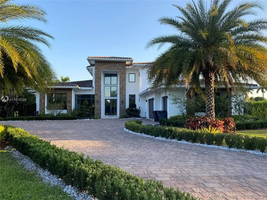13770 Mustang Trail Southwest Ranches FL 33330
