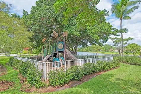 1480 Seabay Road Weston FL 33326
