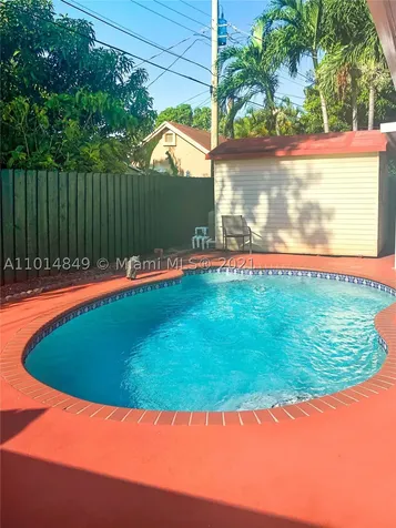820 SE 3rd Place Hialeah FL 33010